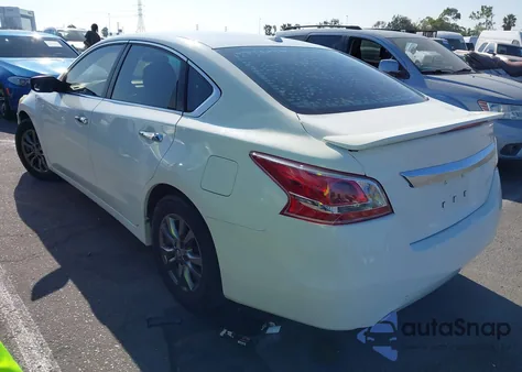 2015 Nissan Altima 2.5 S из США, поврежденный, VIN 1N4AL3APXFC479534